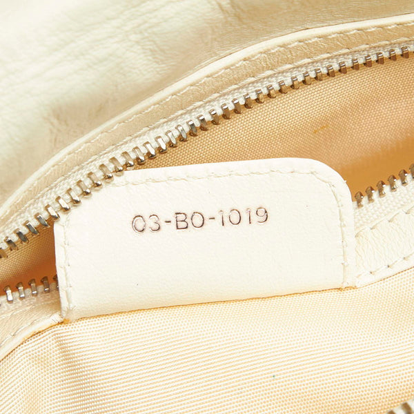 クリスチャンディオール カナージュ ホワイト レザー ショルダーバッグ レディース Christian Dior 中古