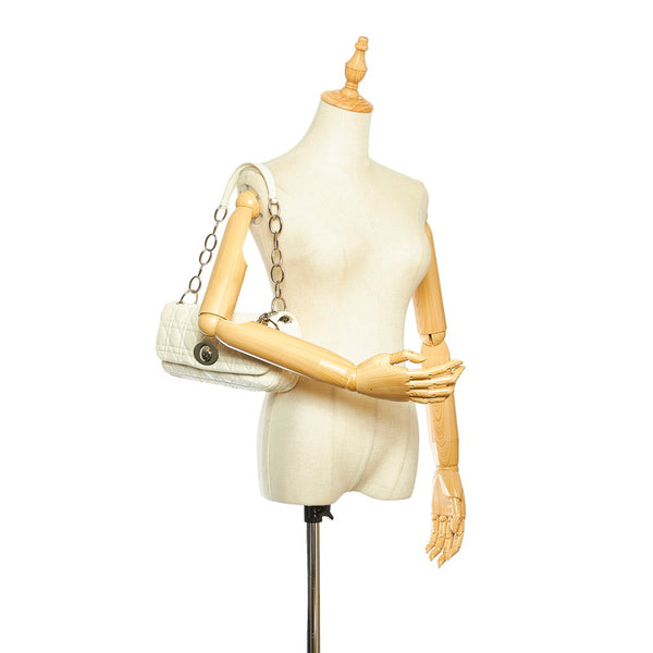 クリスチャンディオール カナージュ ホワイト レザー ショルダーバッグ レディース Christian Dior 中古