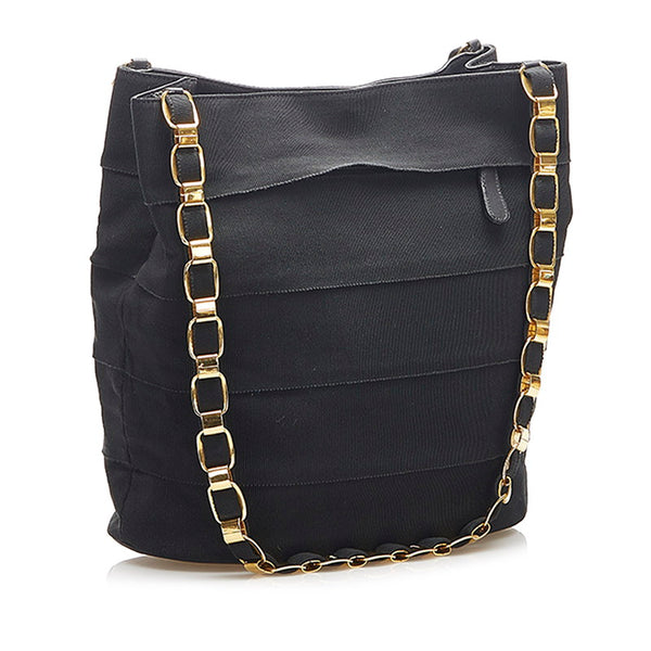 サルヴァトーレフェラガモ ティアード AU-21 5667 ブラック ナイロン ハンドバッグ レディース Salvatore Ferragamo 中古