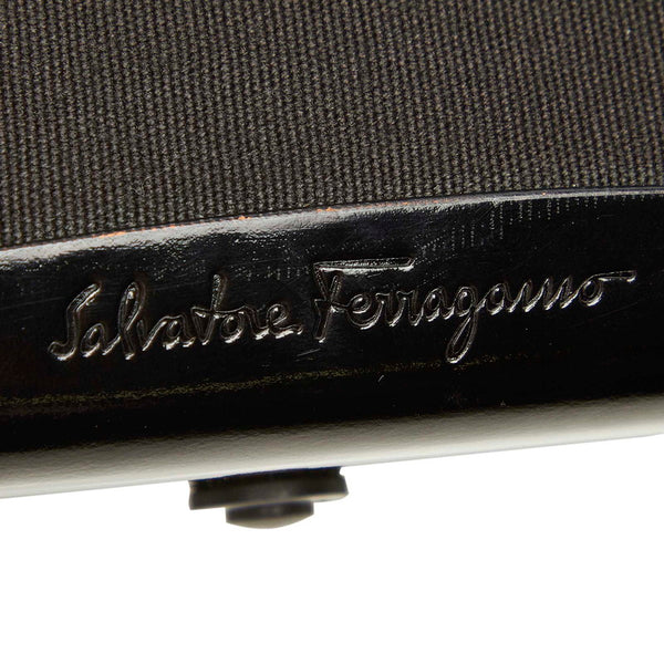 サルヴァトーレフェラガモ AQ-21 9741 ブラック キャンバス レザー 肩掛け ショルダーバッグ レディース Salvatore Ferragamo 中古