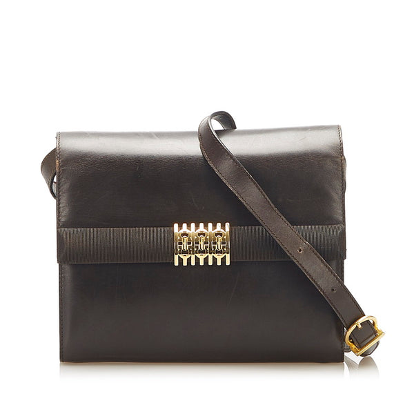 サルヴァトーレフェラガモ ガンチーニ AQ21 5713 ブラウン レザー 斜め掛け ショルダーバッグ レディース Salvatore Ferragamo 中古