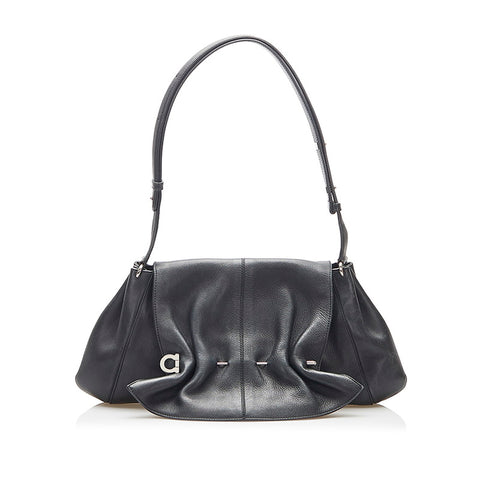 サルヴァトーレフェラガモ ガンチーニ DY-21 3817 ブラック レザー 肩掛け ショルダーバッグ レディース Salvatore Ferragamo 中古