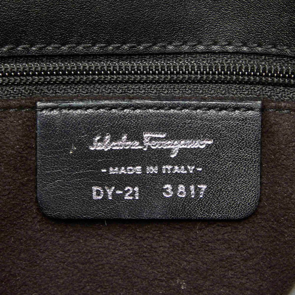 サルヴァトーレフェラガモ ガンチーニ DY-21 3817 ブラック レザー 肩掛け ショルダーバッグ レディース Salvatore Ferragamo 中古