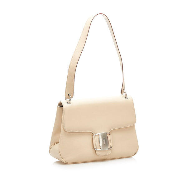 サルヴァトーレフェラガモ AQ-21 8691 ベージュ レザー ショルダーバッグ レディース Salvatore Ferragamo 中古