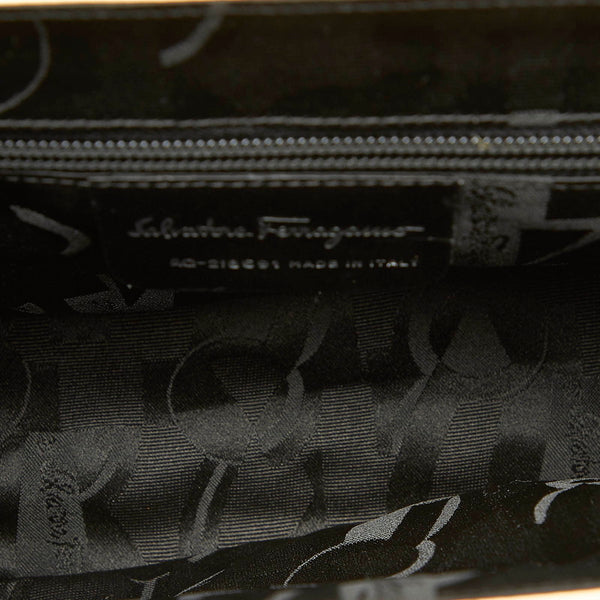 サルヴァトーレフェラガモ AQ-21 8691 ベージュ レザー ショルダーバッグ レディース Salvatore Ferragamo 中古