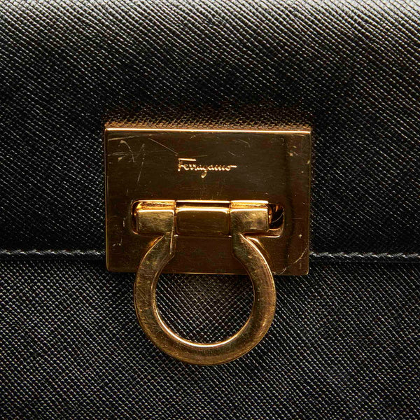 サルヴァトーレフェラガモ ガンチーニ AQ-21 0160 ブラック レザー ショルダーバッグ レディース Salvatore Ferragamo 中古