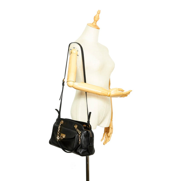 サルヴァトーレフェラガモ ガンチーニ AU-21 E445 ブラック レザー 肩掛け ショルダーバッグ レディース Salvatore Ferragamo 中古