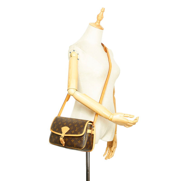 ルイ ヴィトン モノグラム ソローニュ M42250 ブラウン PVC レザー 斜め掛け ショルダーバッグ レディース LOUIS VUITTON 中古