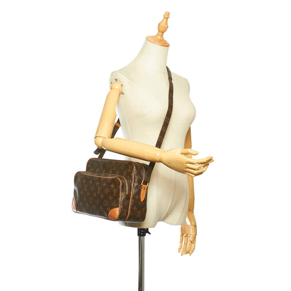 ルイ ヴィトン モノグラム ナイル M45244 ブラウン PVC レザー ショルダーバッグ レディース LOUIS VUITTON 中古