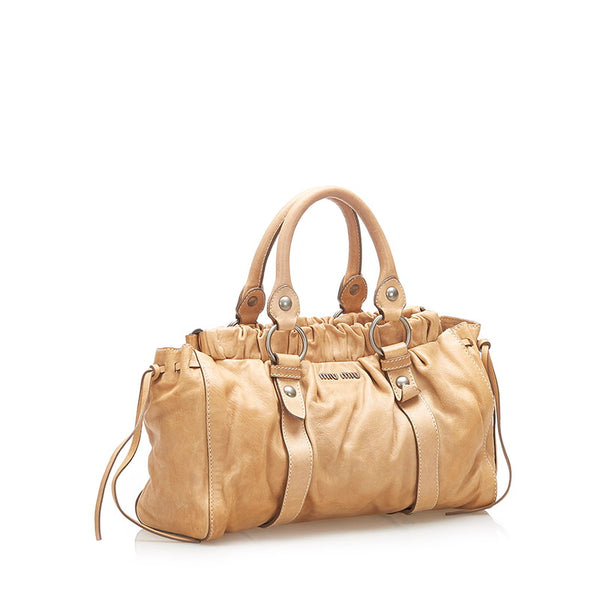 ミュウミュウ ベージュ レザー ハンドバッグ ショルダーバッグ 2WAY レディース MIUMIU 【中古】