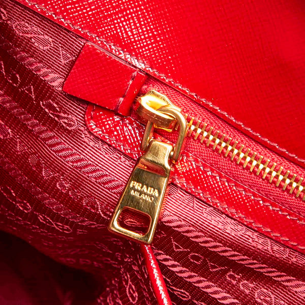 プラダ ヴェルニーチェ BL081 レッド パテントレザー ハンドバッグ レディース PRADA 中古