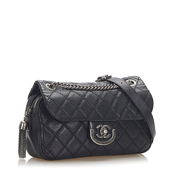 シャネル マイクロココ ココマーク フリンジ ブラック レザー チェーン ショルダーバッグ レディース CHANEL 中古