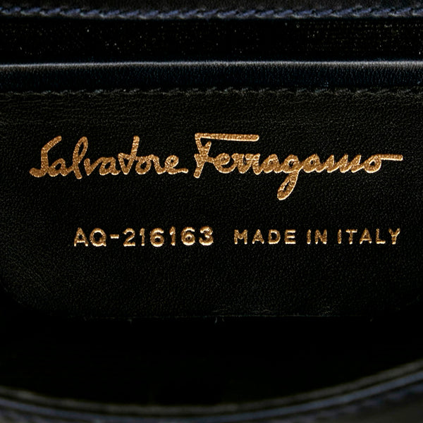 サルヴァトーレフェラガモ ヴァラリボン ネイビー レザー チェーン ショルダーバッグ レディース Salvatore Ferragamo 【中古】