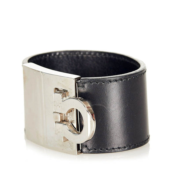 サルヴァトーレフェラガモ ガンチーニ ブレスレット ブラック シルバー レザー メタル レディース Salvatore Ferragamo 【中古】