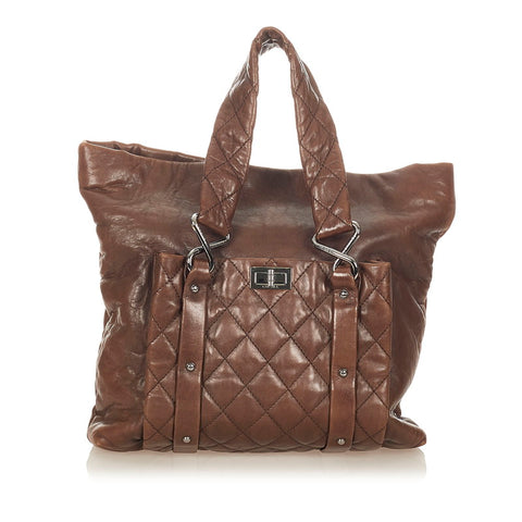 シャネル マトラッセ  ハンドバッグ ブラウン ラムスキン レディース CHANEL 【中古】
