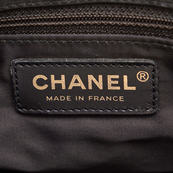 シャネル ニュートラベル ブラック ナイロン レザー トートバッグ レディース CHANEL 【中古】