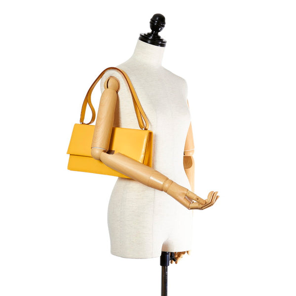 サルヴァトーレフェラガモ ガンチーニ イエロー レザー ショルダーバッグ レディース Salvatore Ferragamo 【中古】