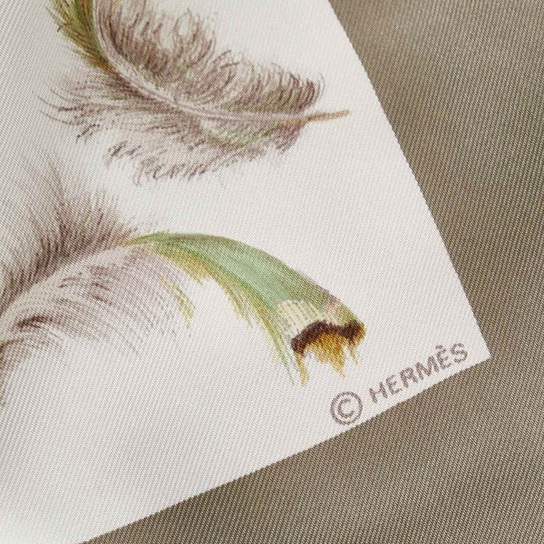 エルメス カレ90 PLUMES 羽根 アイボリー カーキ マルチ シルク スカーフ レディース HERMES 【中古】
