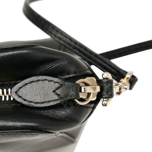 マルベリー ブラック レザー ショルダーバッグ レディース MULBERRY 【中古】