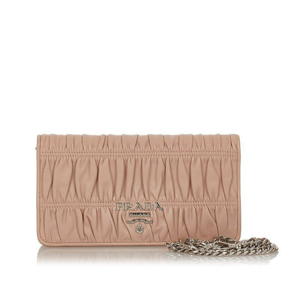 プラダ ライトピンク レザー ウォレットチェーン レディース PRADA 【中古】
