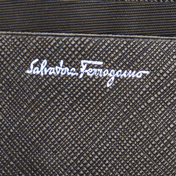 サルヴァトーレフェラガモ ガンチーニ JL22-4639 ブラック シルバー レザー 二つ折り財布 レディース Salvatore Ferragamo 【中古】