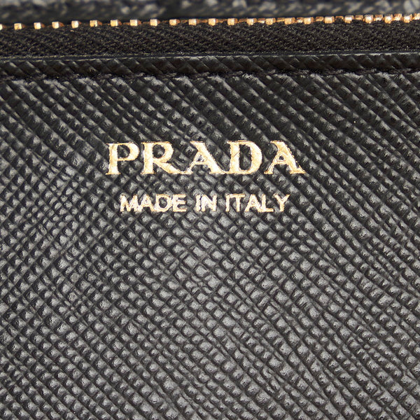 プラダ ブラック レザー 長財布 レディース PRADA 【中古】