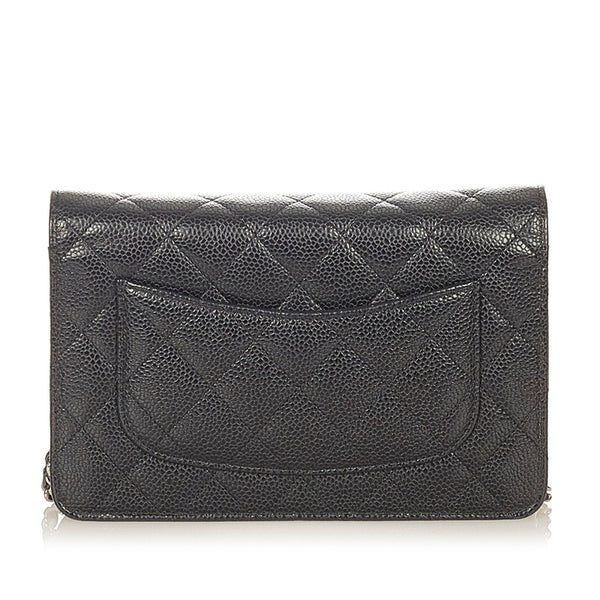 シャネル マトラッセ ブラック キャビアスキン ウォレットチェーン レディース CHANEL 【中古】