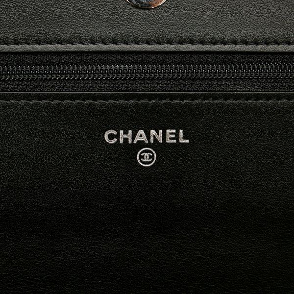 シャネル カメリア A82336 ブラック キャビアスキン ウォレットチェーン レディース CHANEL 【中古】