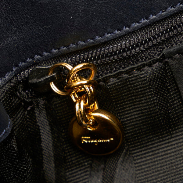 サルヴァトーレフェラガモ ヴァラ AU-21-5666 ネイビー ゴールド キャンバス リュック デイパック レディース Salvatore Ferragamo 【中古】