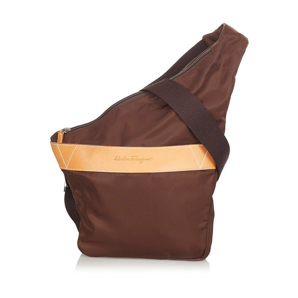 サルヴァトーレフェラガモ ブラウン ナイロン レザー ショルダーバッグ レディース Salvatore Ferragamo 【中古】