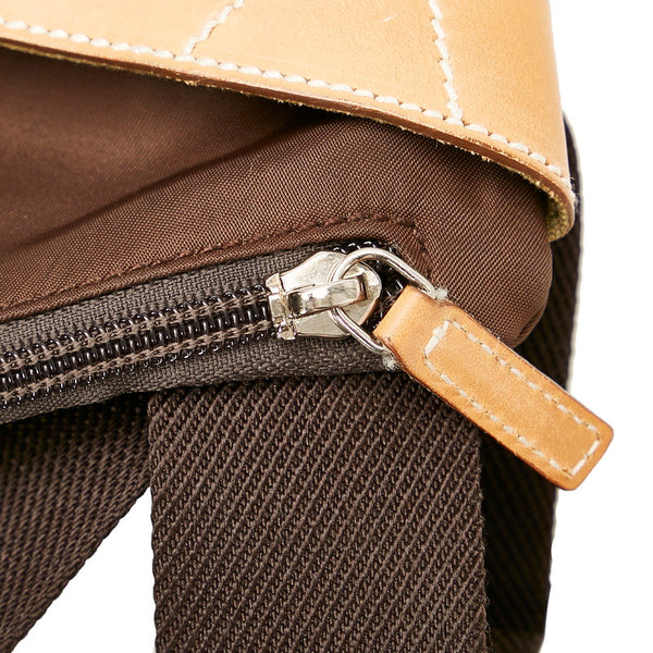 サルヴァトーレフェラガモ ブラウン ナイロン レザー ショルダーバッグ レディース Salvatore Ferragamo 【中古】