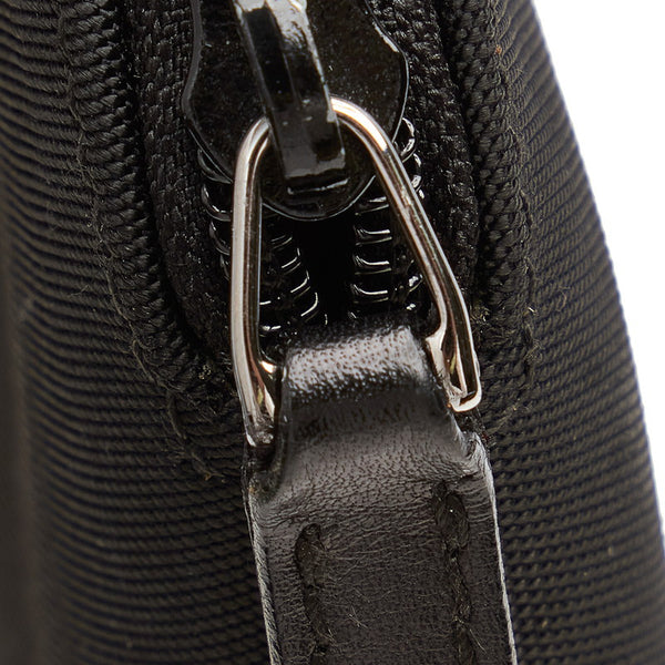 グッチ 03090 ブラック ナイロン クラッチバッグ メンズ GUCCI 【中古】