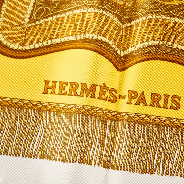 エルメス カレ90 Poste et Cavalerieサーベル飾り袋 スカーフ イエロー ホワイト シルク レディース HERMES 【中古】