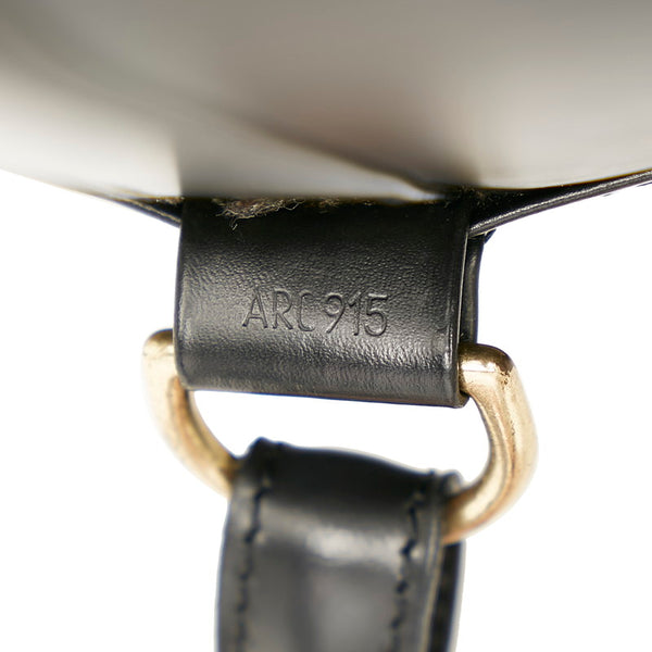 ルイ ヴィトン エピ ランドネPM M52352 ノワール レザー ショルダーバッグ レディース LOUIS VUITTON 【中古】
