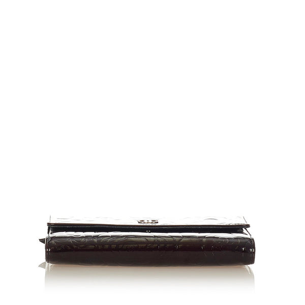 シャネル ブラック パテントレザー 長財布 レディース CHANEL 【中古】