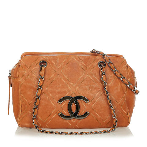 シャネル ココマーク ダイヤステッチ A32454 ライトブラウン ソフトキャビアスキン チェーン ショルダーバッグ レディース CHANEL 【中古】