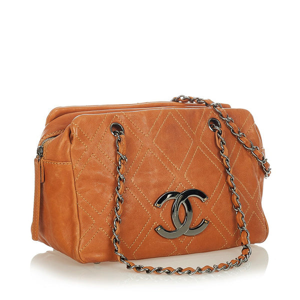 シャネル ココマーク ダイヤステッチ A32454 ライトブラウン ソフトキャビアスキン チェーン ショルダーバッグ レディース CHANEL 【中古】
