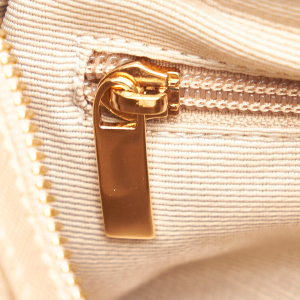 サルヴァトーレフェラガモ ヴァラリボン EE-21 C160 ピンクベージュ ナイロン レザー ハンドバッグ レディース Salvatore Ferragamo 【中古】