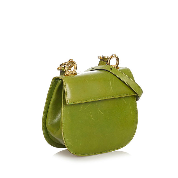 サルヴァトーレフェラガモ ガンチーニ AT3151 グリーン レザー 斜め掛け ショルダーバッグ レディース Salvatore Ferragamo 【中古】