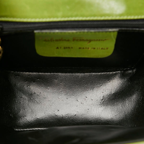 サルヴァトーレフェラガモ ガンチーニ AT3151 グリーン レザー 斜め掛け ショルダーバッグ レディース Salvatore Ferragamo 【中古】