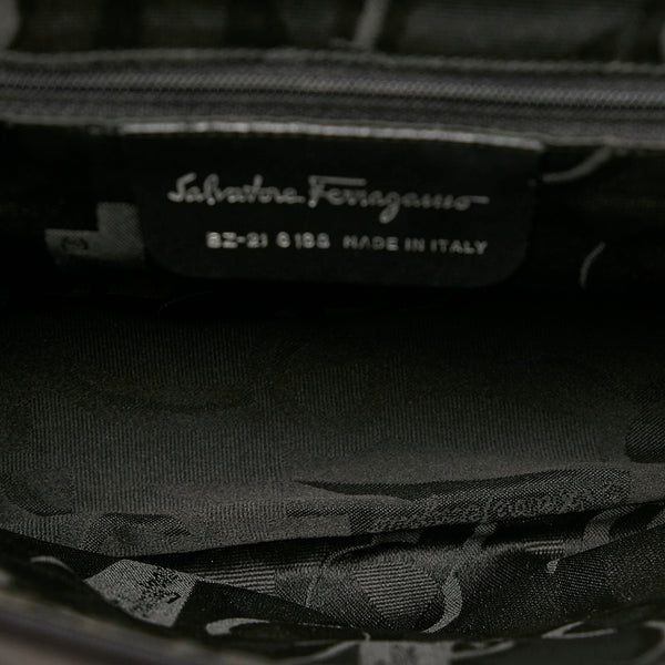 サルヴァトーレフェラガモ ヴァラ BZ-21 8188 ブラック ナイロン レザー 肩掛け ショルダーバッグ レディース Salvatore Ferragamo 【中古】