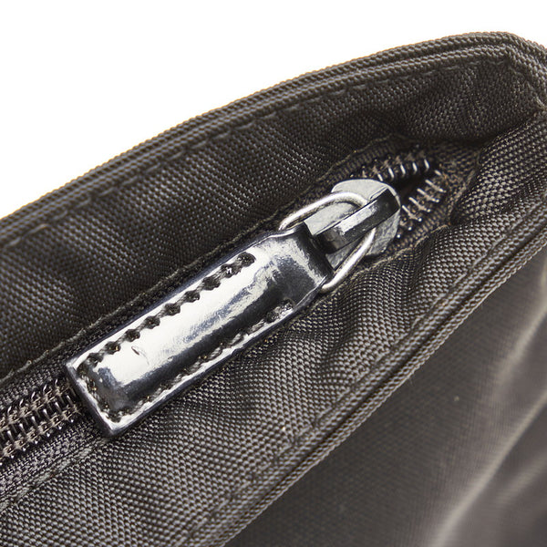 グッチ ロゴプレート 039 0969 ブラック キャンバス ポーチ レディース GUCCI 【中古】