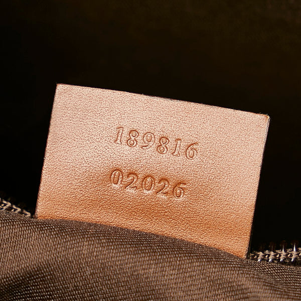 グッチ GGスプリーム シェリーライン 189816 ホワイト PVC レザー 斜め掛け ショルダーバッグ メンズ GUCCI 【中古】