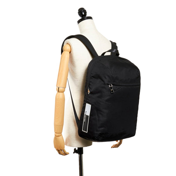 プラダ ブラック ナイロン リュック バックパック メンズ PRADA 【中古】