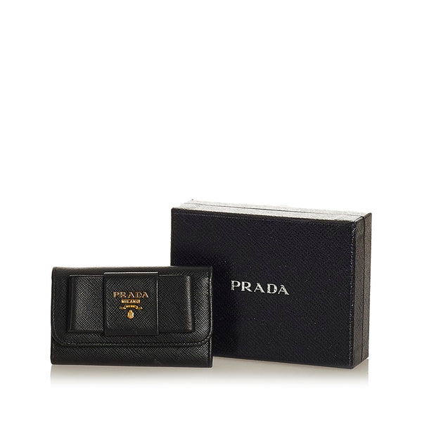 プラダ リボン 6連 ブラック レザー サフィアーノ キーケース レディース PRADA 【中古】