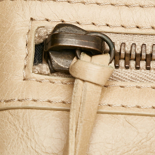 バレンシアガ クラシック 224851 ベージュ レザー クラッチバッグ レディース BALENCIAGA 【中古】