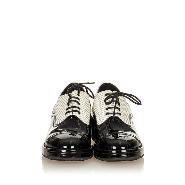 シャネル ドレスシューズ ブラック ホワイト エナメル レディース CHANEL 【中古】