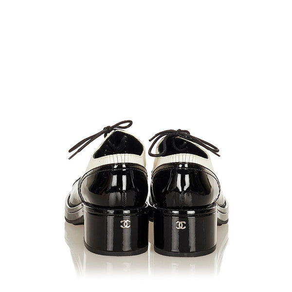 シャネル ドレスシューズ ブラック ホワイト エナメル レディース CHANEL 【中古】