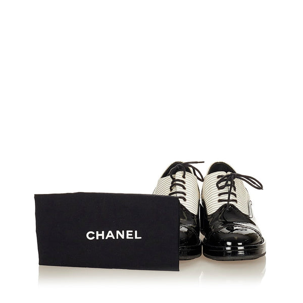 シャネル ドレスシューズ ブラック ホワイト エナメル レディース CHANEL 【中古】