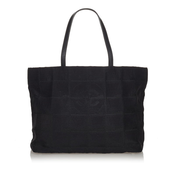 シャネル ニュートラベルライン トートバッグ ブラック ナイロン レザー レディース CHANEL 【中古】